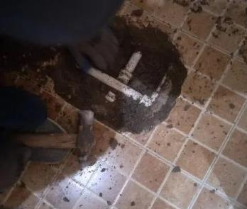 峨边卫生间漏水维修公司为您分享下卫生间渗水如何处理及注意事项